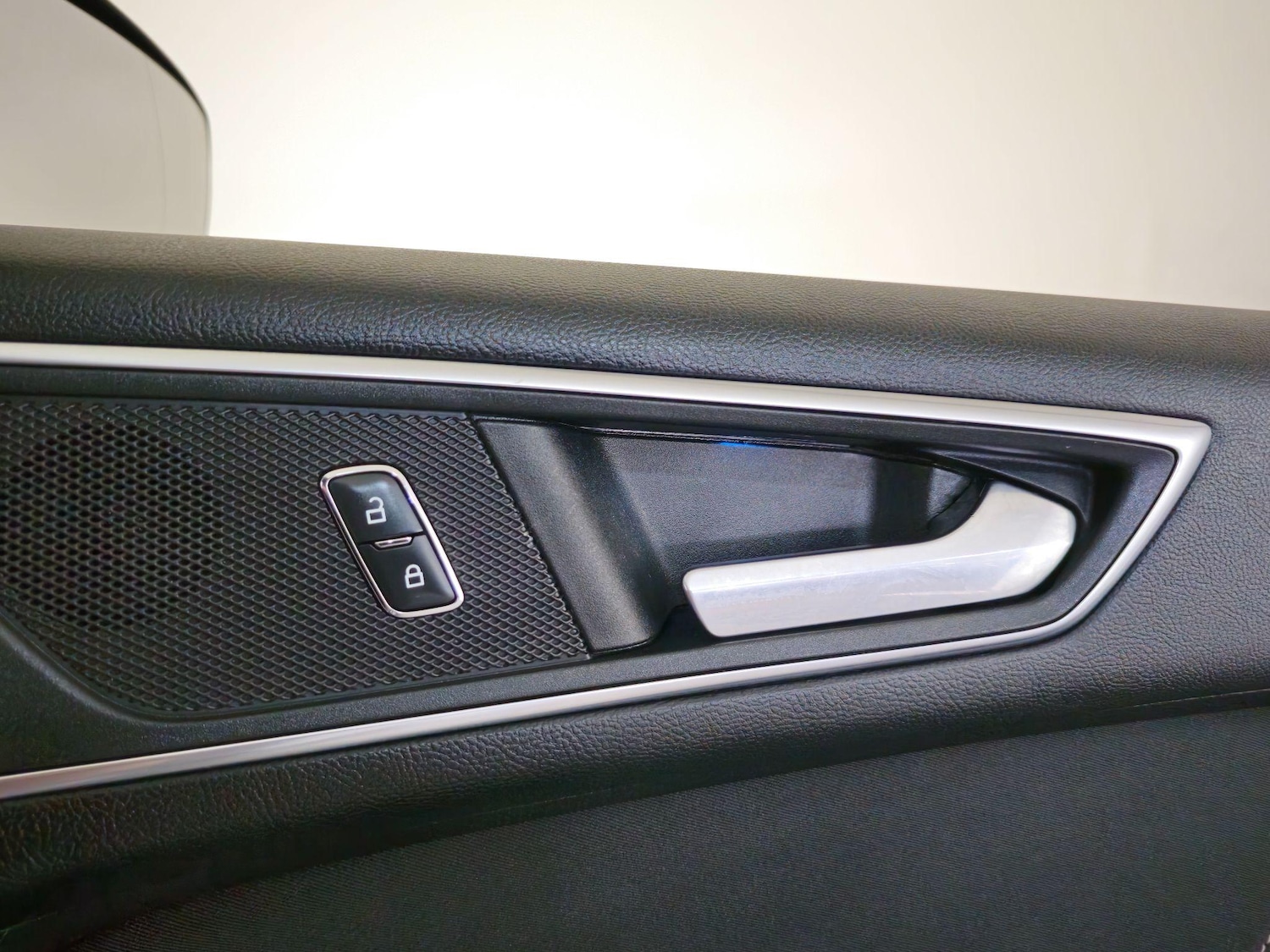 Used Ford Edge 2017 for sale - 76409590: Photo 41