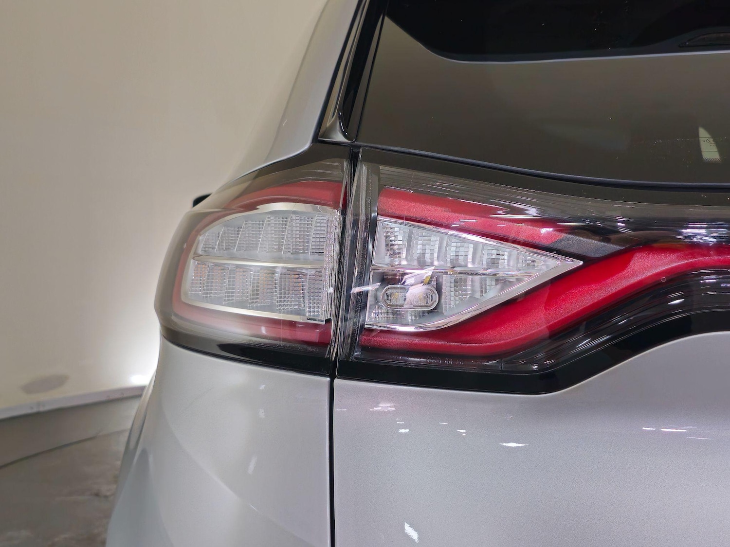 Used Ford Edge 2017 for sale - 76409590: Photo 53