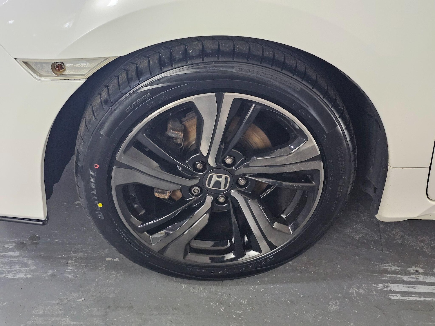 Used Honda Civic 2017 for sale - 76646098: Photo 18