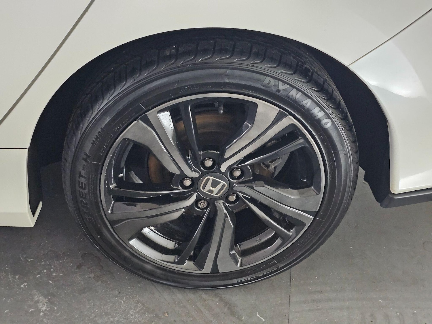 Used Honda Civic 2017 for sale - 76646098: Photo 19