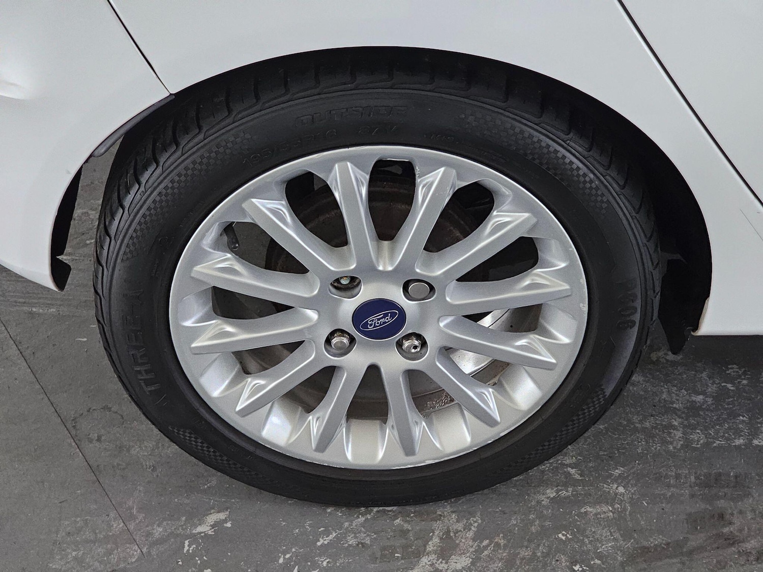 Used Ford Fiesta 2014 for sale - 76408577: Photo 16