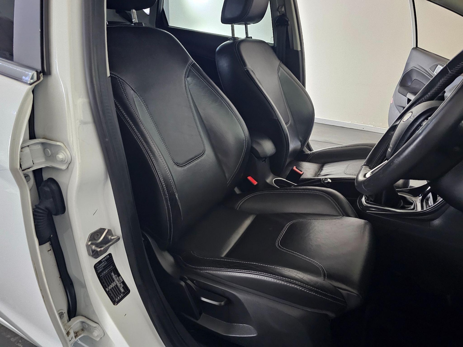 Used Ford Fiesta 2014 for sale - 76408577: Photo 21