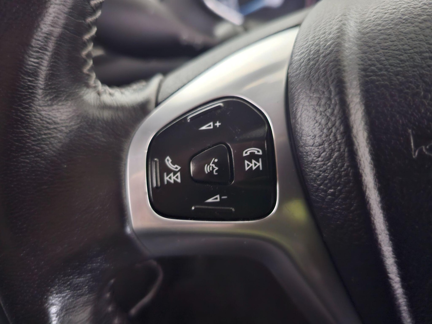 Used Ford Fiesta 2014 for sale - 76408577: Photo 34