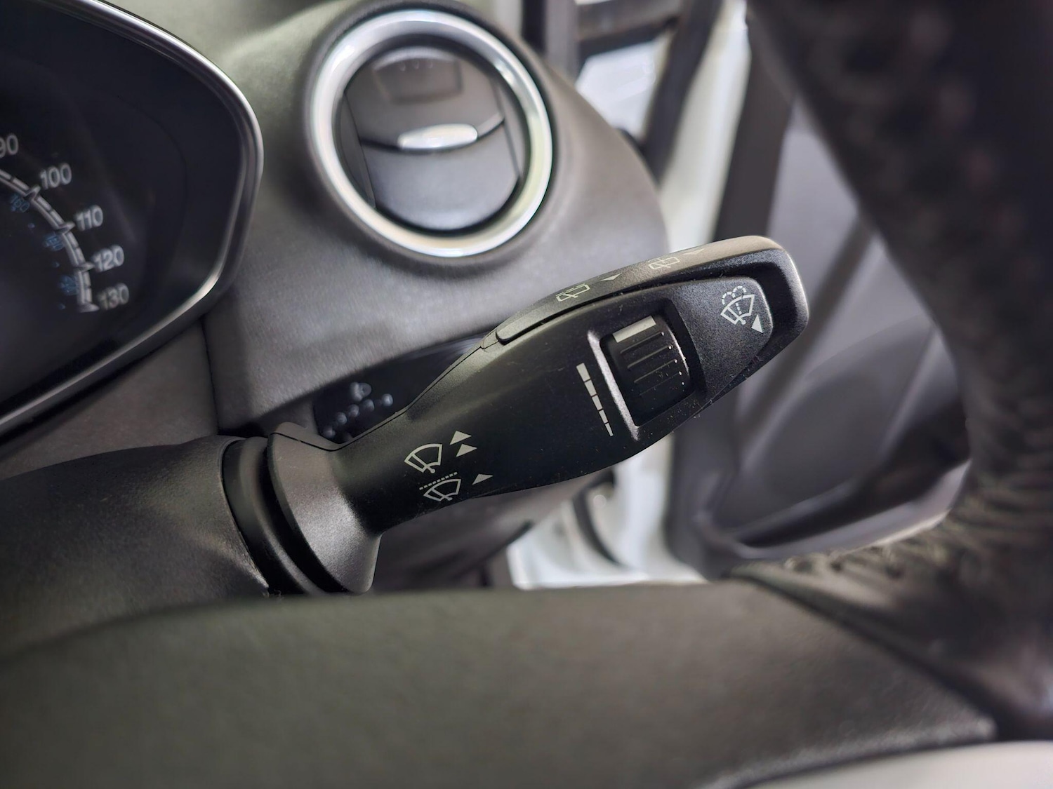 Used Ford Fiesta 2014 for sale - 76408577: Photo 36