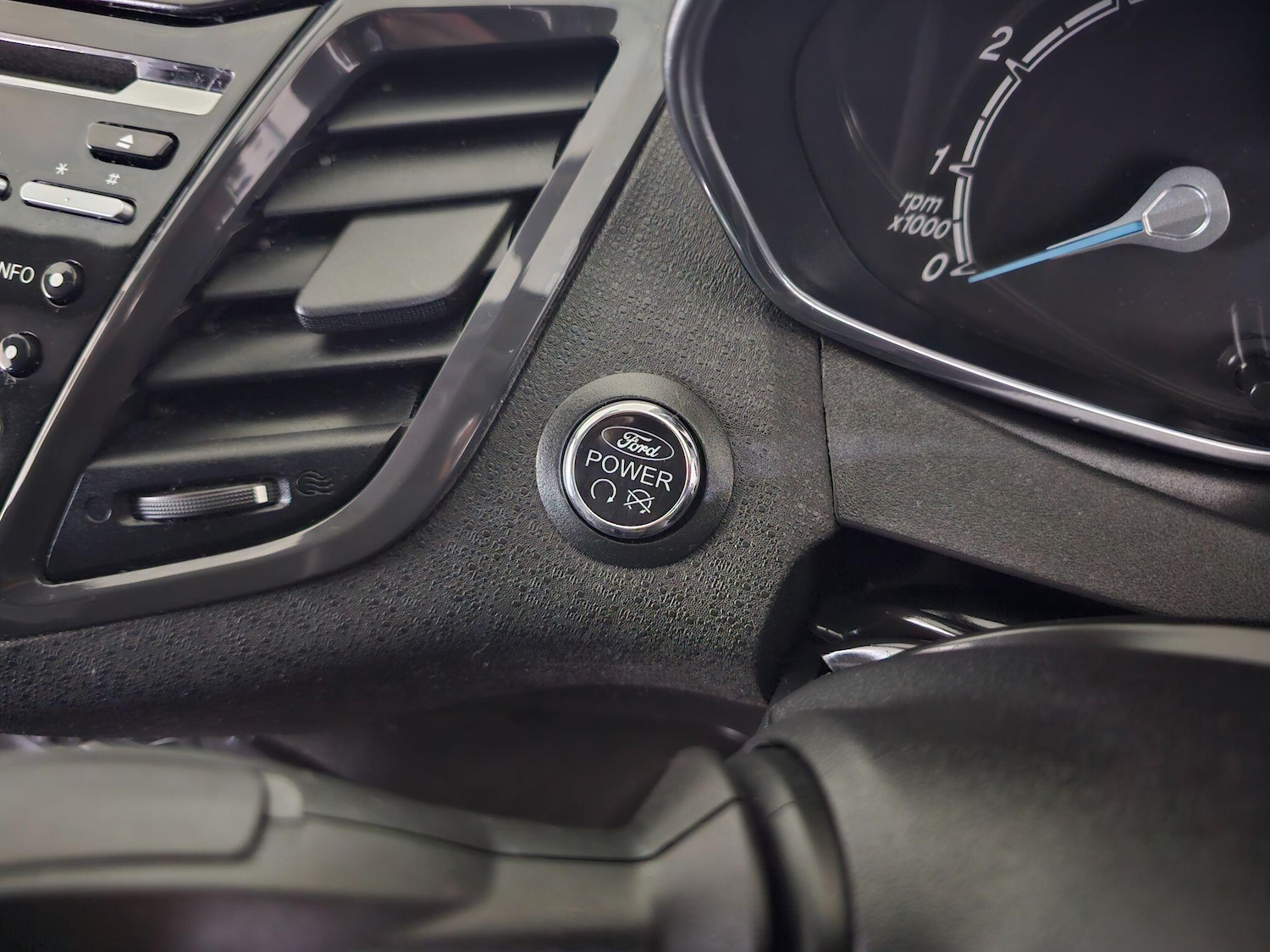 Used Ford Fiesta 2014 for sale - 76408577: Photo 38