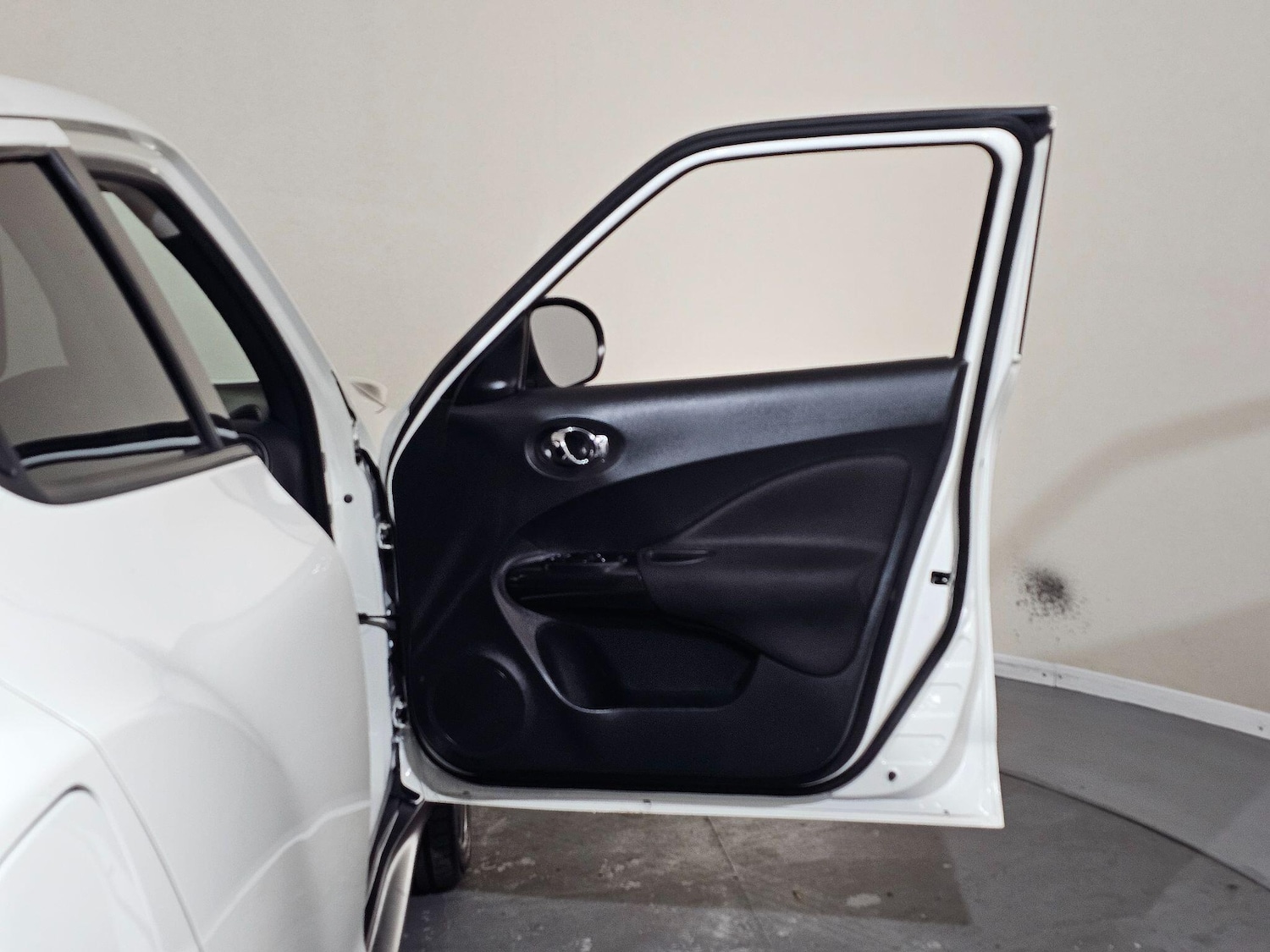 Used Nissan Juke 2013 for sale - 76408572: Photo 21