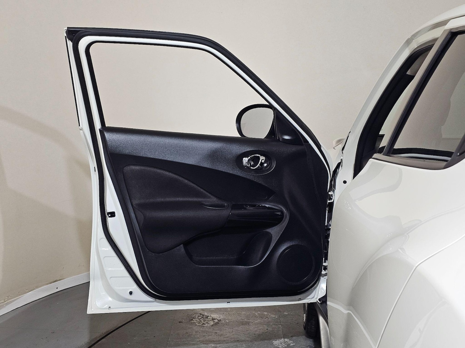 Used Nissan Juke 2013 for sale - 76408572: Photo 24