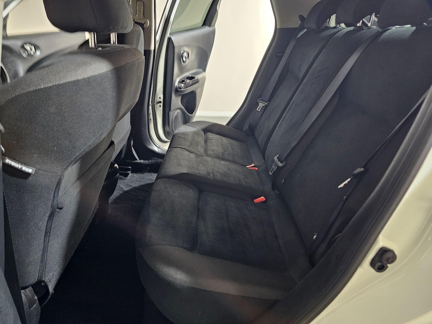 Used Nissan Juke 2013 for sale - 76408572: Photo 32