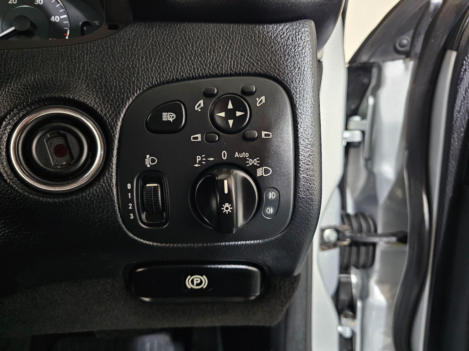 Used Mercedes-Benz CLK 2005 for sale - 77315234: Photo 21