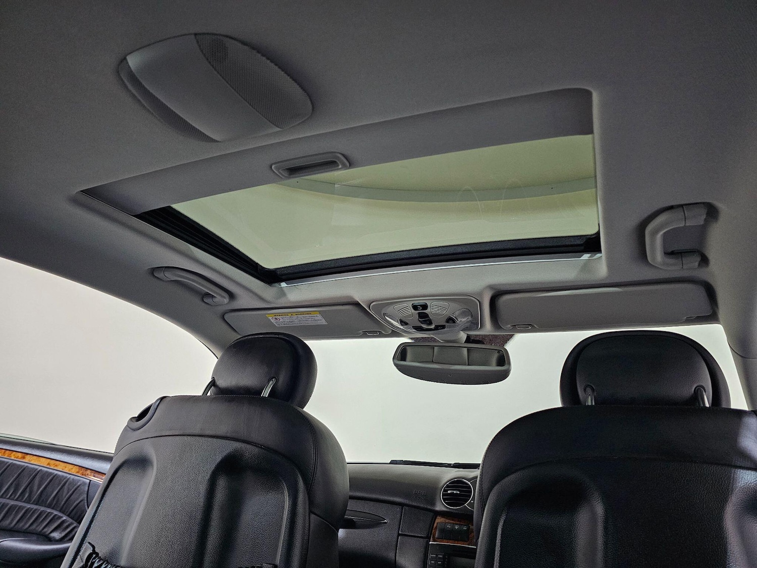 Used Mercedes-Benz CLK 2005 for sale - 77315234: Photo 40