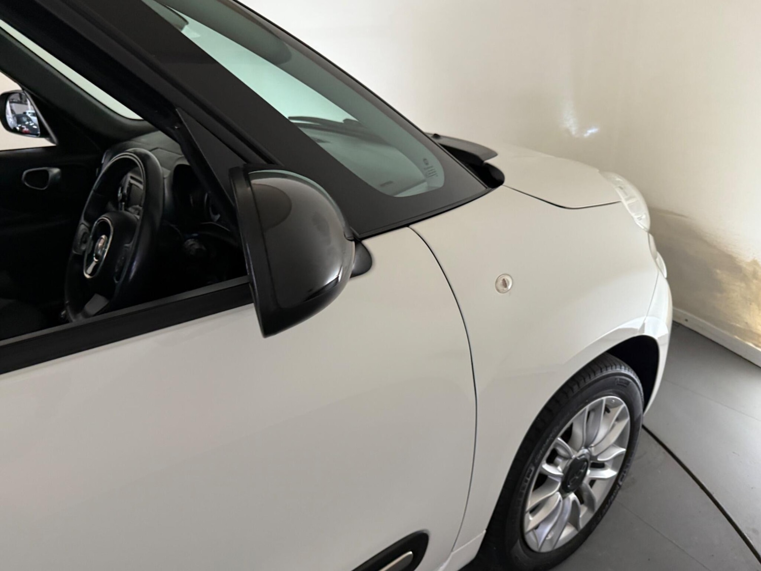 Used Fiat 500L 2013 for sale - 76409535: Photo 21