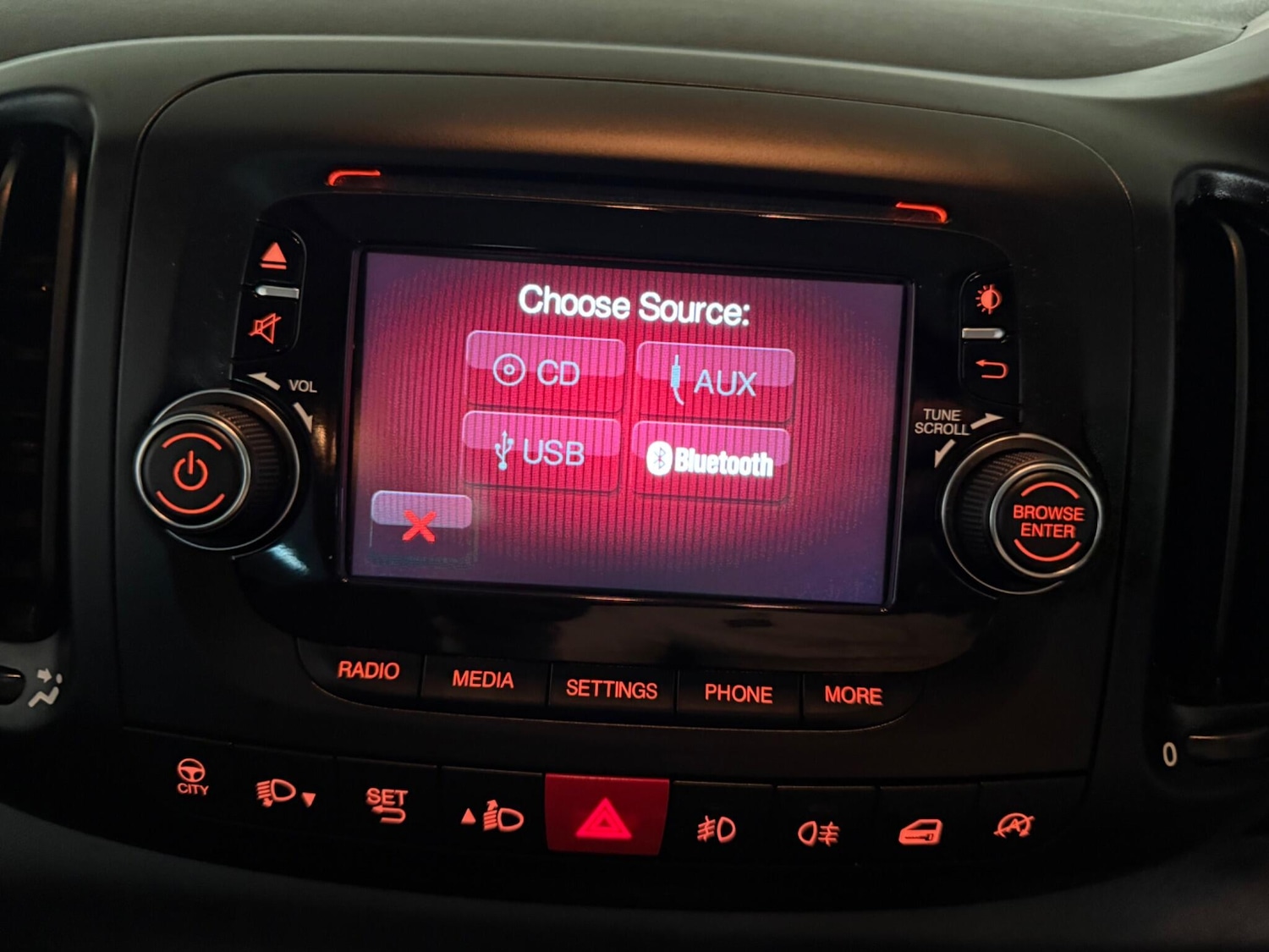 Used Fiat 500L 2013 for sale - 76409535: Photo 36