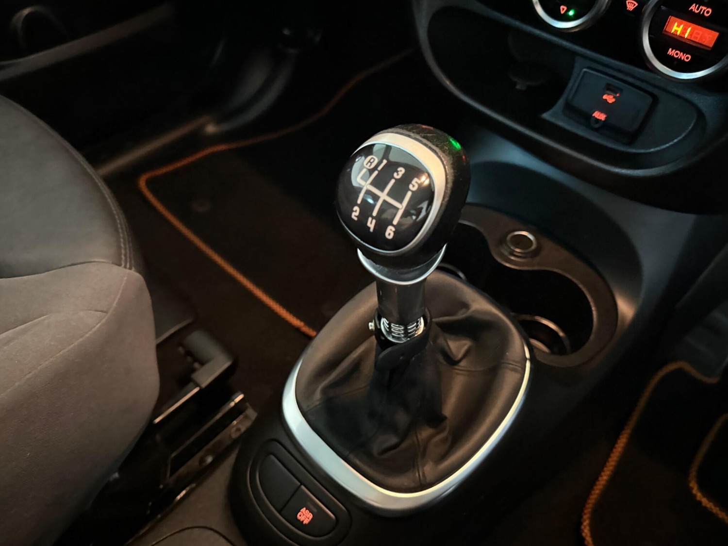 Used Fiat 500L 2013 for sale - 76409535: Photo 40