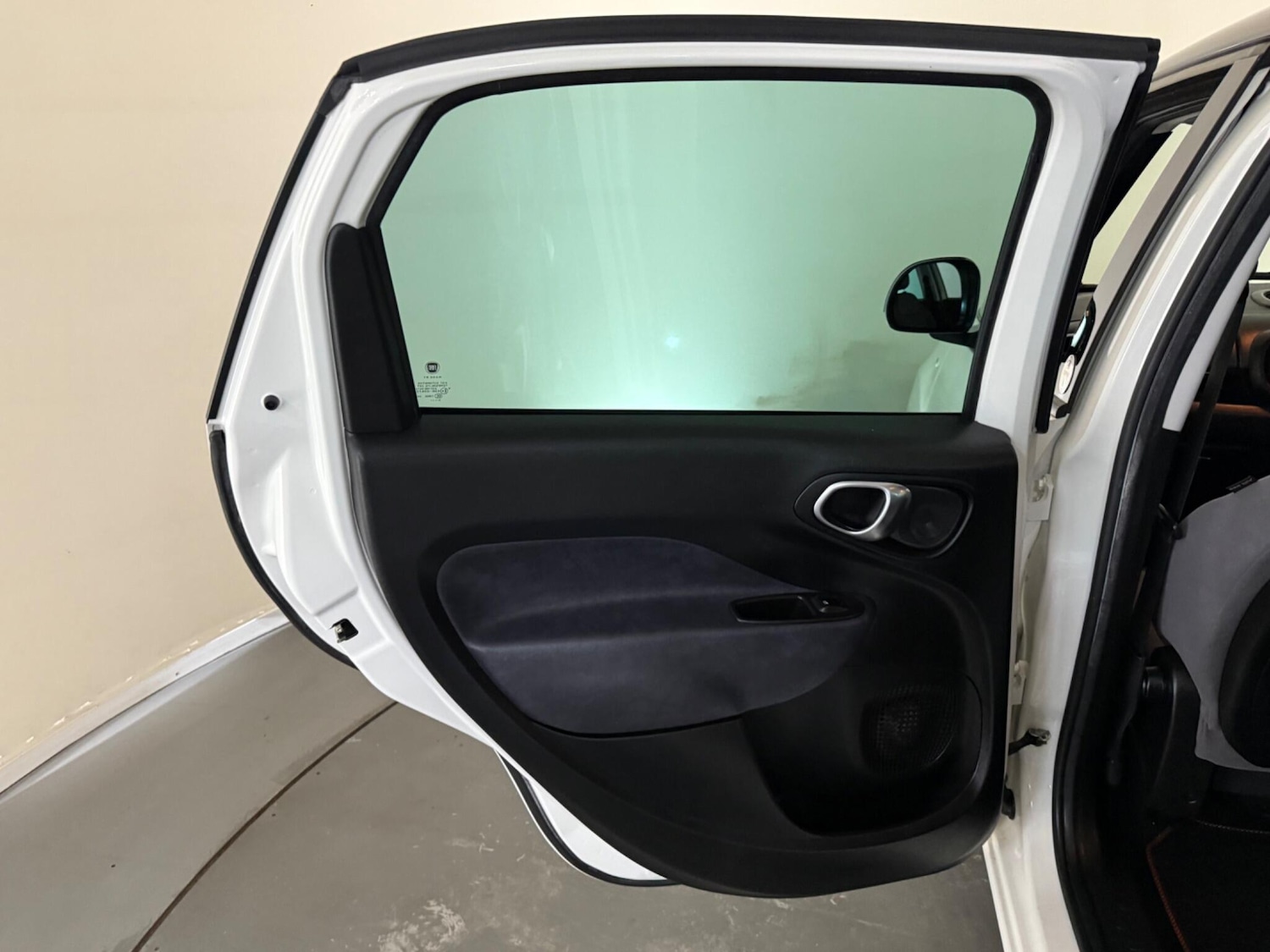 Used Fiat 500L 2013 for sale - 76409535: Photo 58