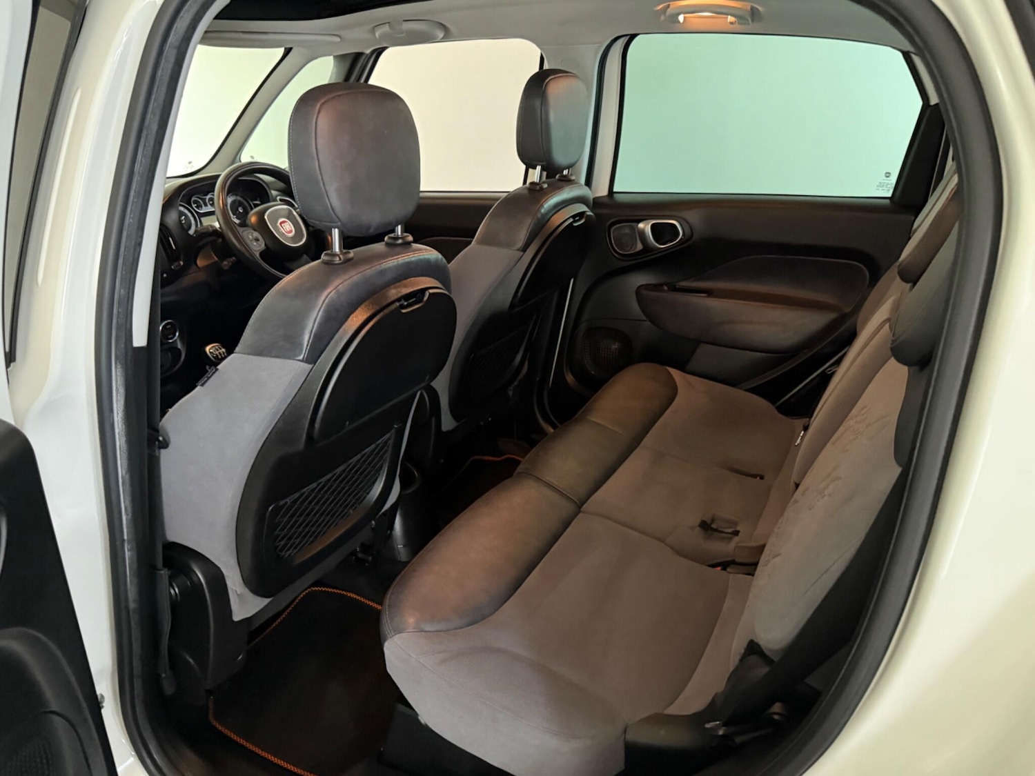 Used Fiat 500L 2013 for sale - 76409535: Photo 63