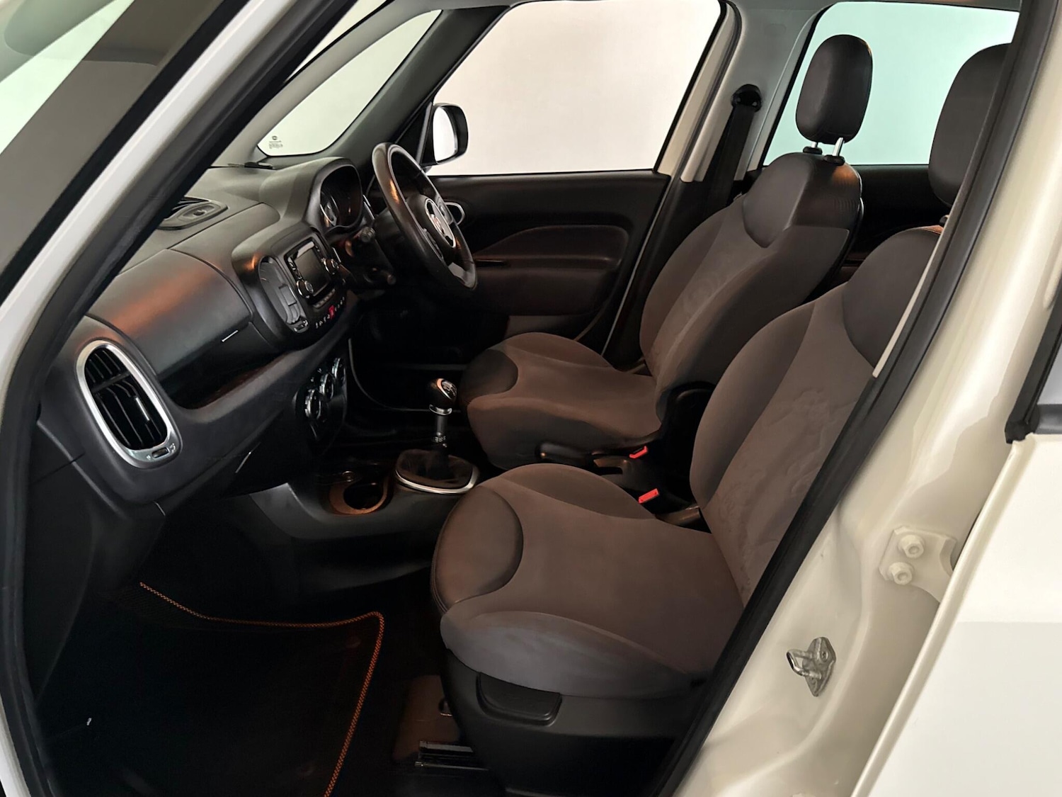 Used Fiat 500L 2013 for sale - 76409535: Photo 67