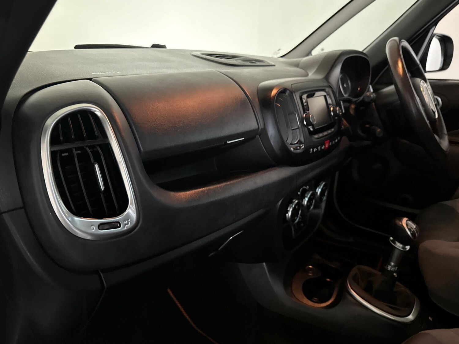 Used Fiat 500L 2013 for sale - 76409535: Photo 74