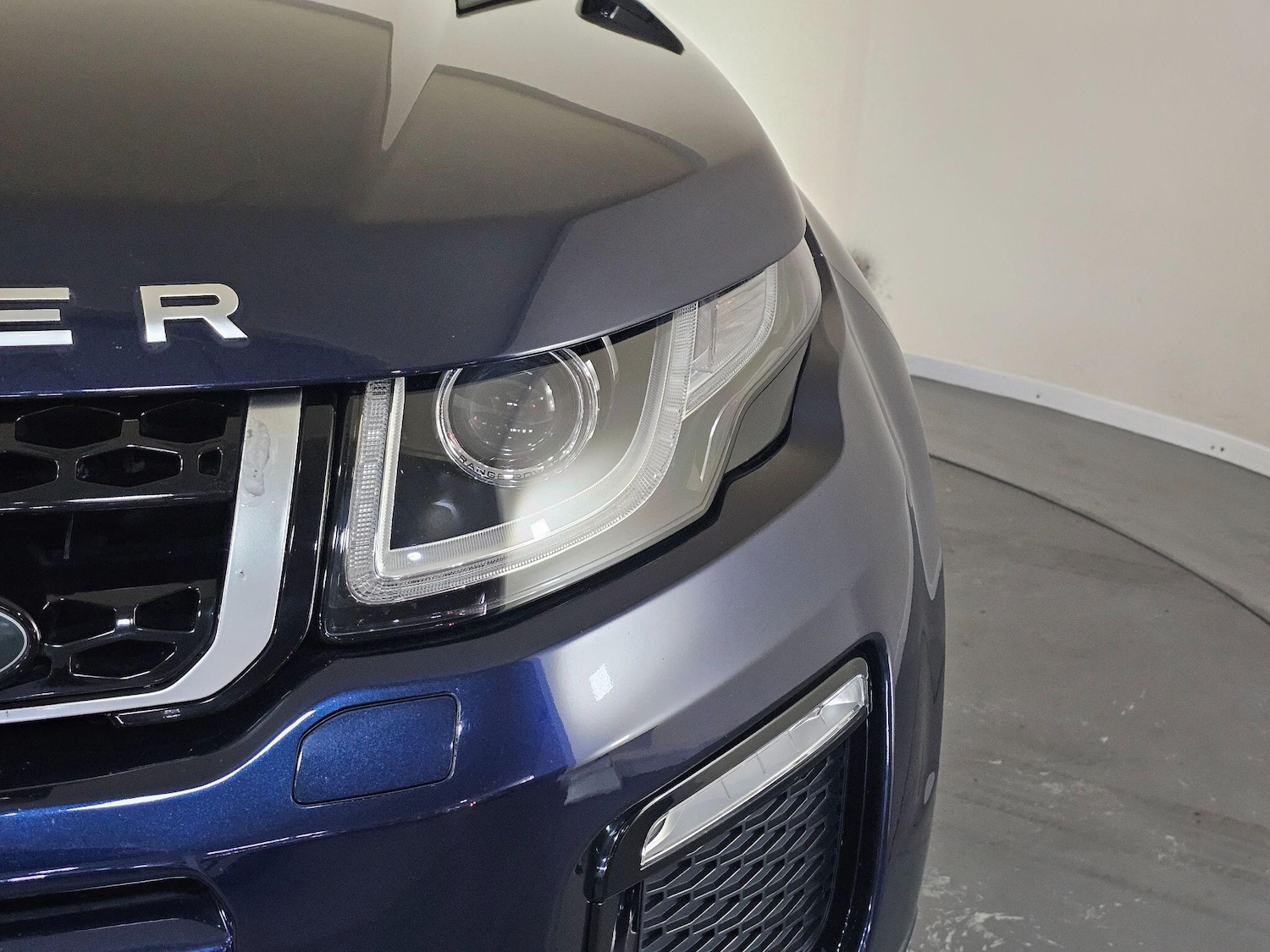 Used Land Rover Range Rover Evoque 2016 for sale - 76408396: Photo 13