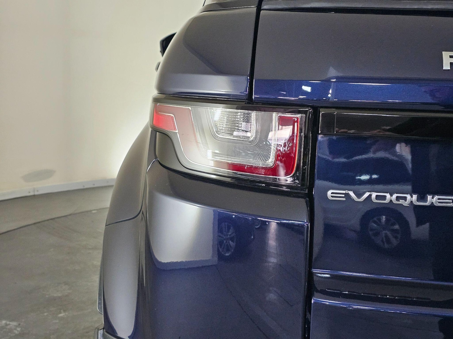 Used Land Rover Range Rover Evoque 2016 for sale - 76408396: Photo 51