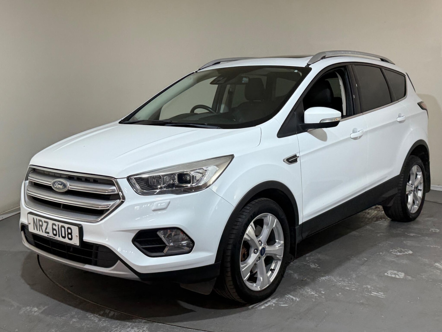 Used Ford Kuga 2018 for sale - 76996000: Photo 3
