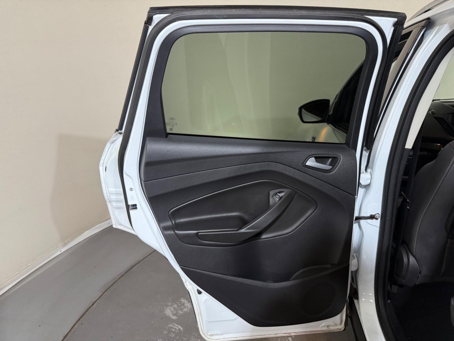 Used Ford Kuga 2018 for sale - 76996000: Photo 61