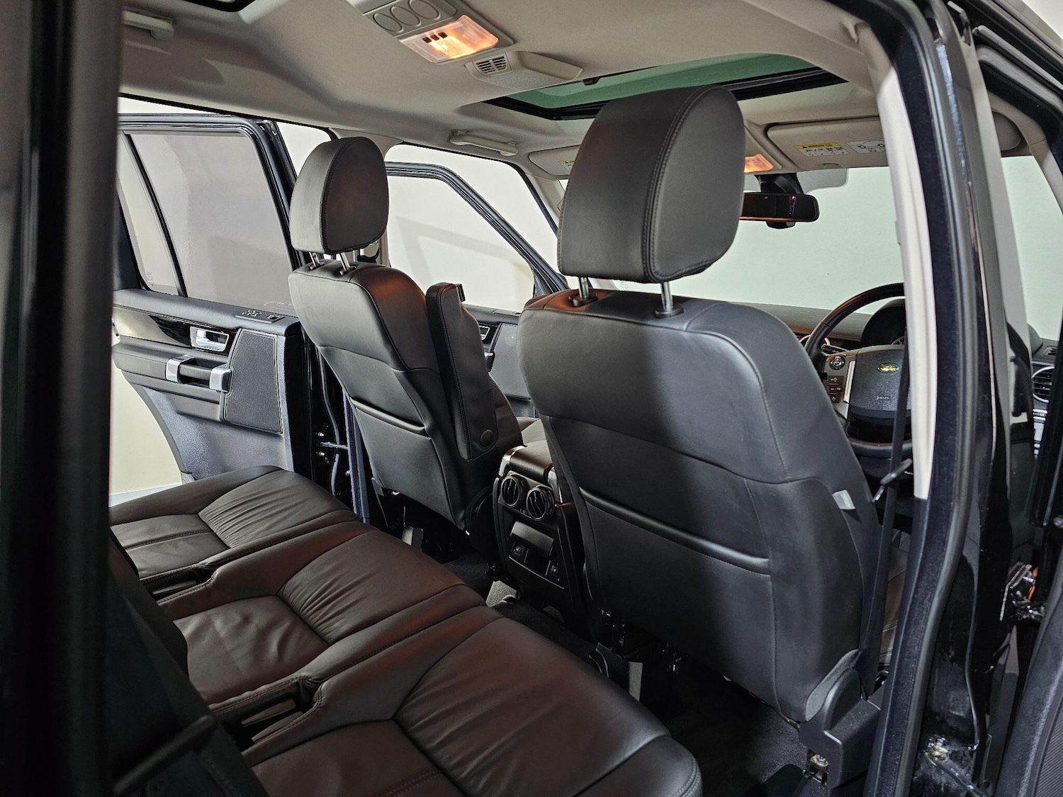 Used Land Rover Discovery 2009 for sale - 77229644: Photo 15