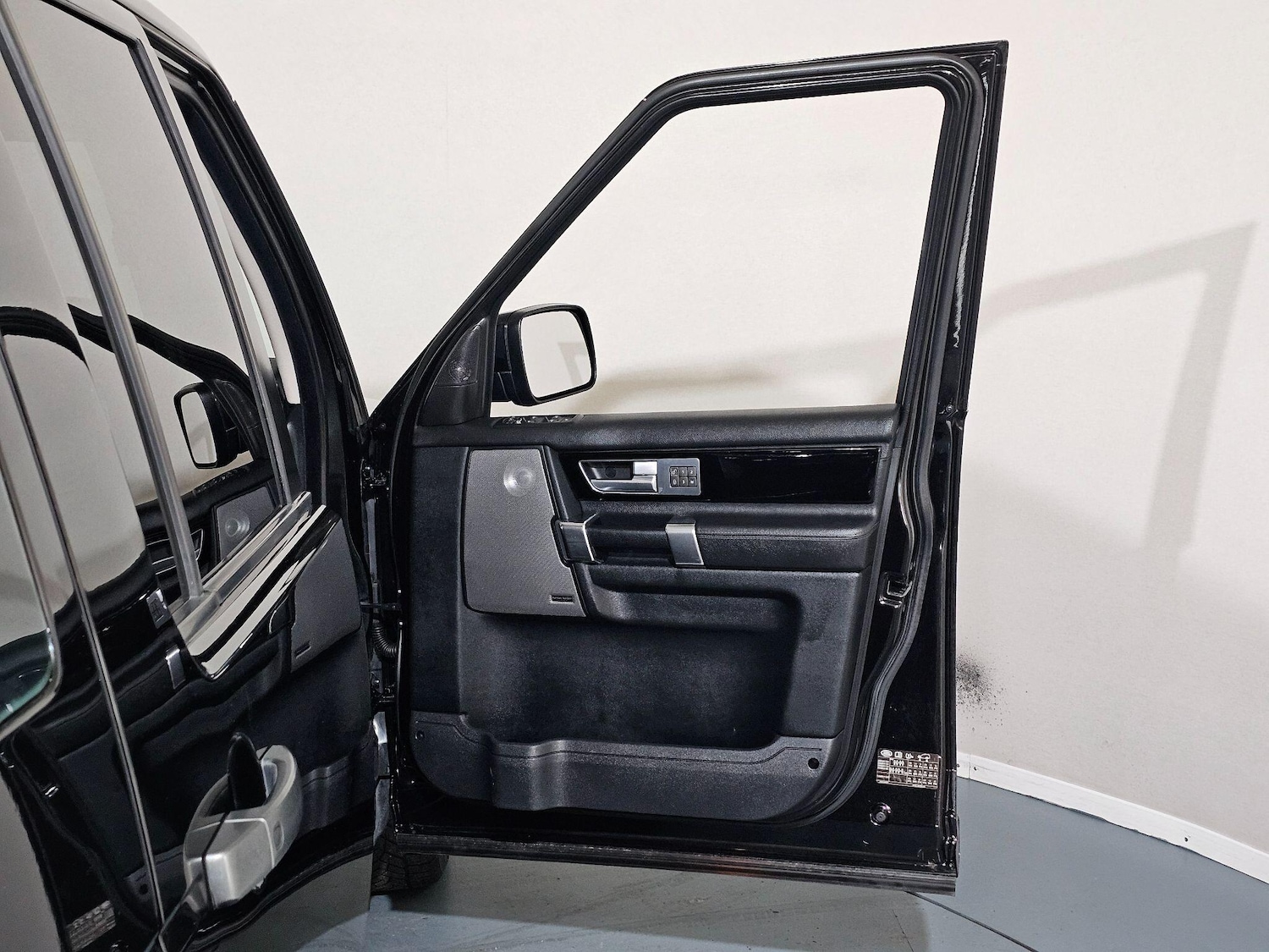 Used Land Rover Discovery 2009 for sale - 77229644: Photo 29