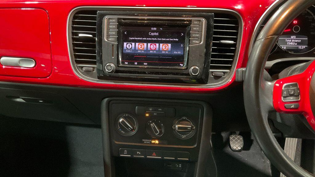 Used Volkswagen Beetle 2015 for sale - 76512836: Photo 10