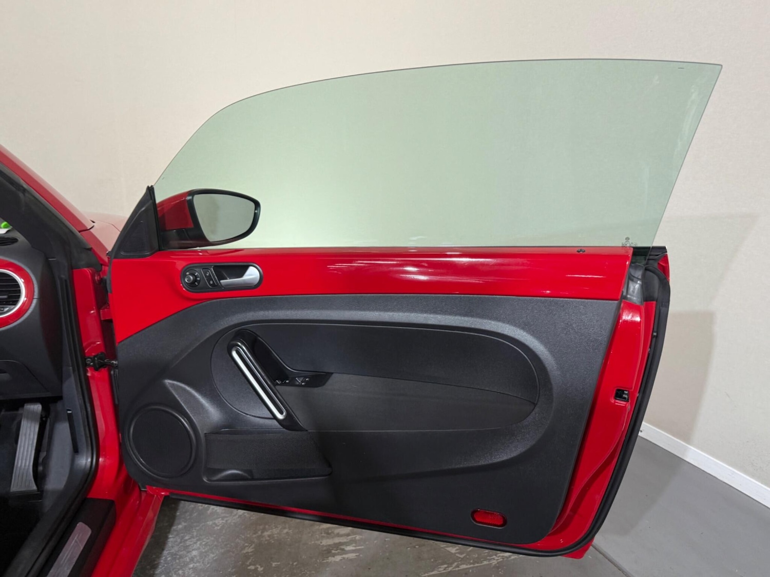 Used Volkswagen Beetle 2015 for sale - 76512836: Photo 20