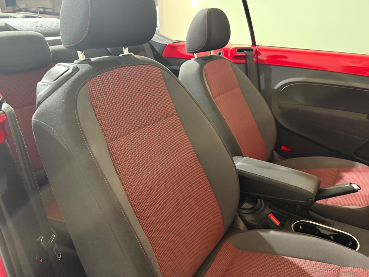 Used Volkswagen Beetle 2015 for sale - 76512836: Photo 23