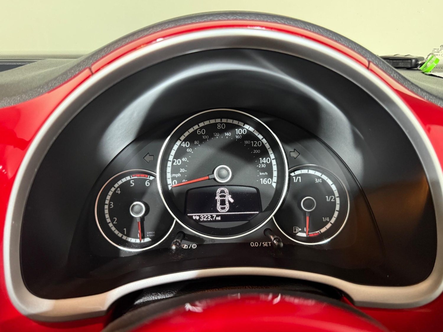 Used Volkswagen Beetle 2015 for sale - 76512836: Photo 29