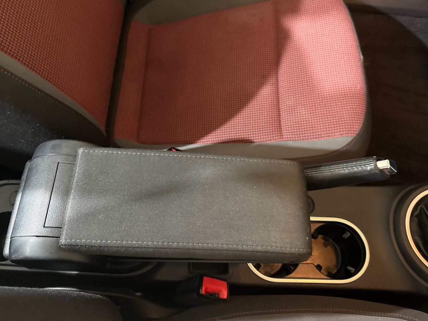 Used Volkswagen Beetle 2015 for sale - 76512836: Photo 31