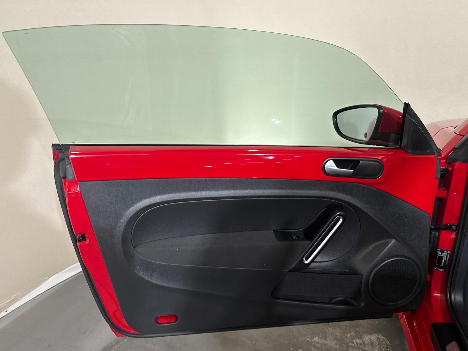 Used Volkswagen Beetle 2015 for sale - 76512836: Photo 51