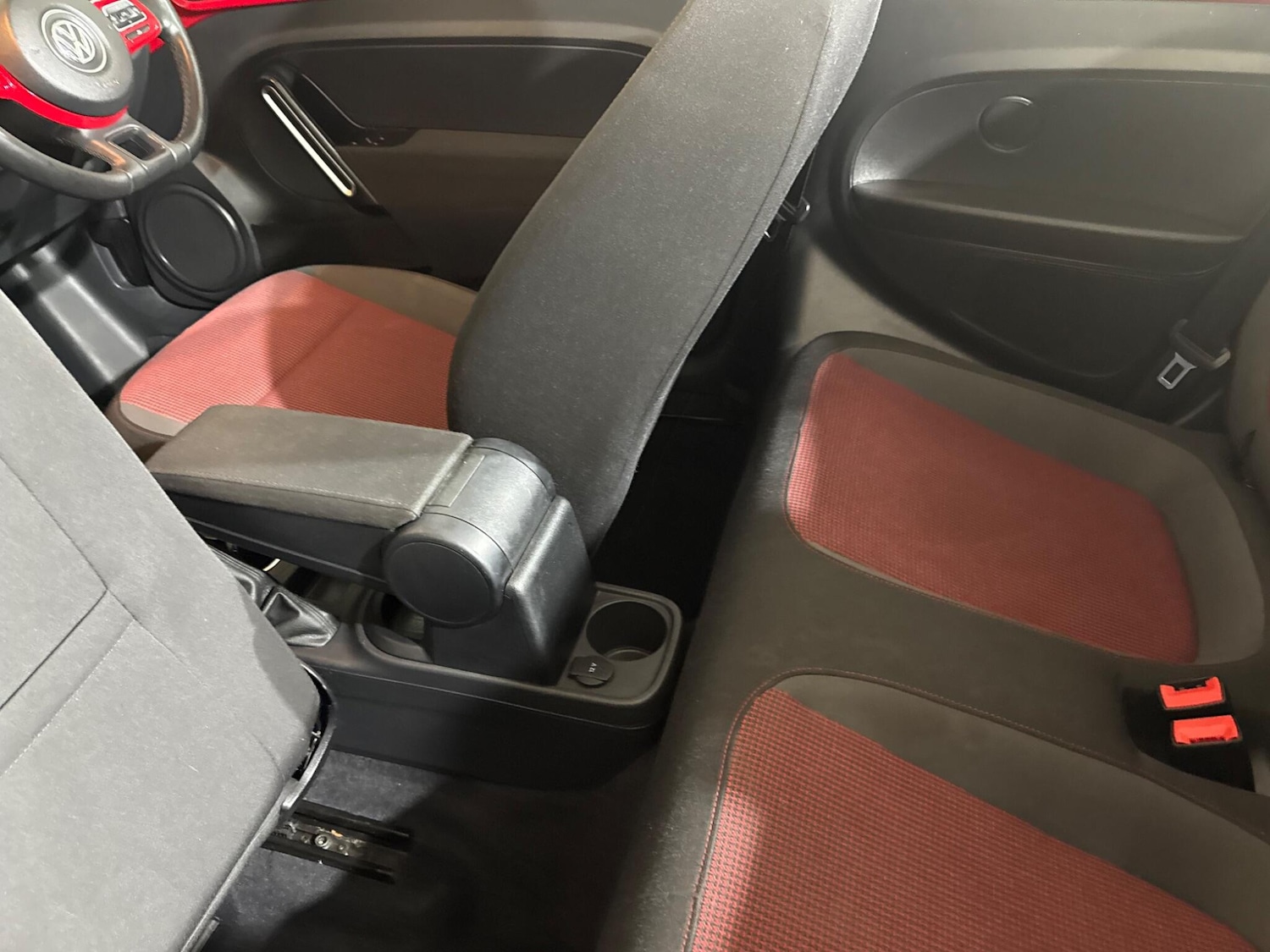 Used Volkswagen Beetle 2015 for sale - 76512836: Photo 57