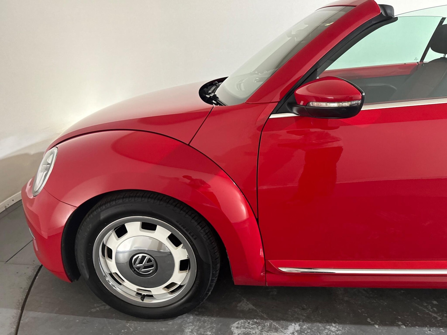 Used Volkswagen Beetle 2015 for sale - 76512836: Photo 67