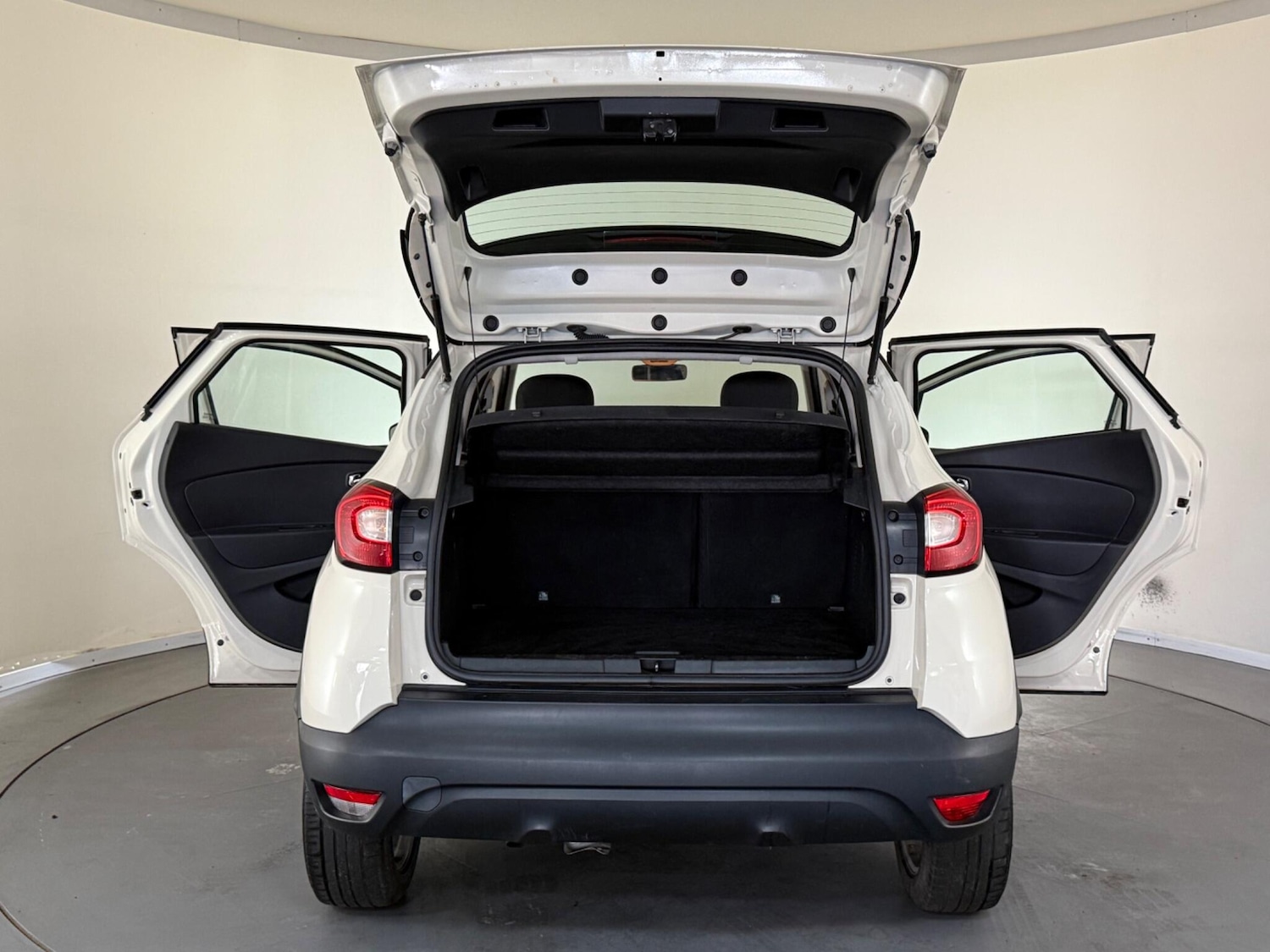 Used Renault Captur 2014 for sale - 76408868: Photo 12