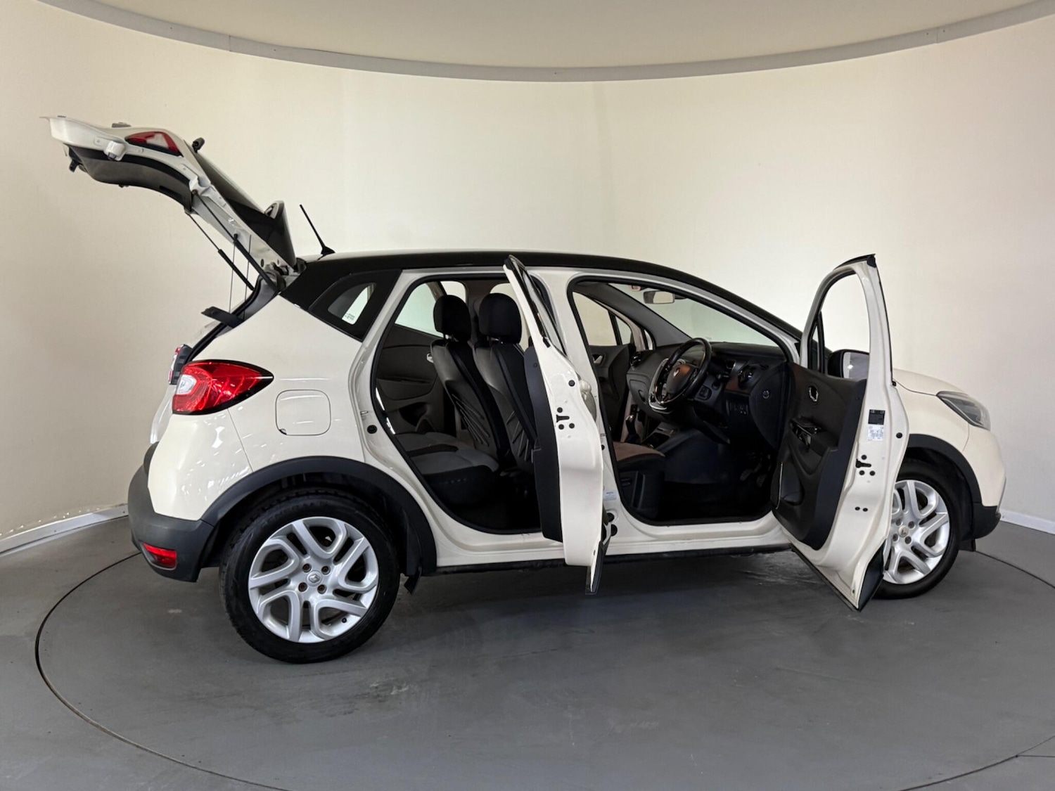 Used Renault Captur 2014 for sale - 76408868: Photo 14