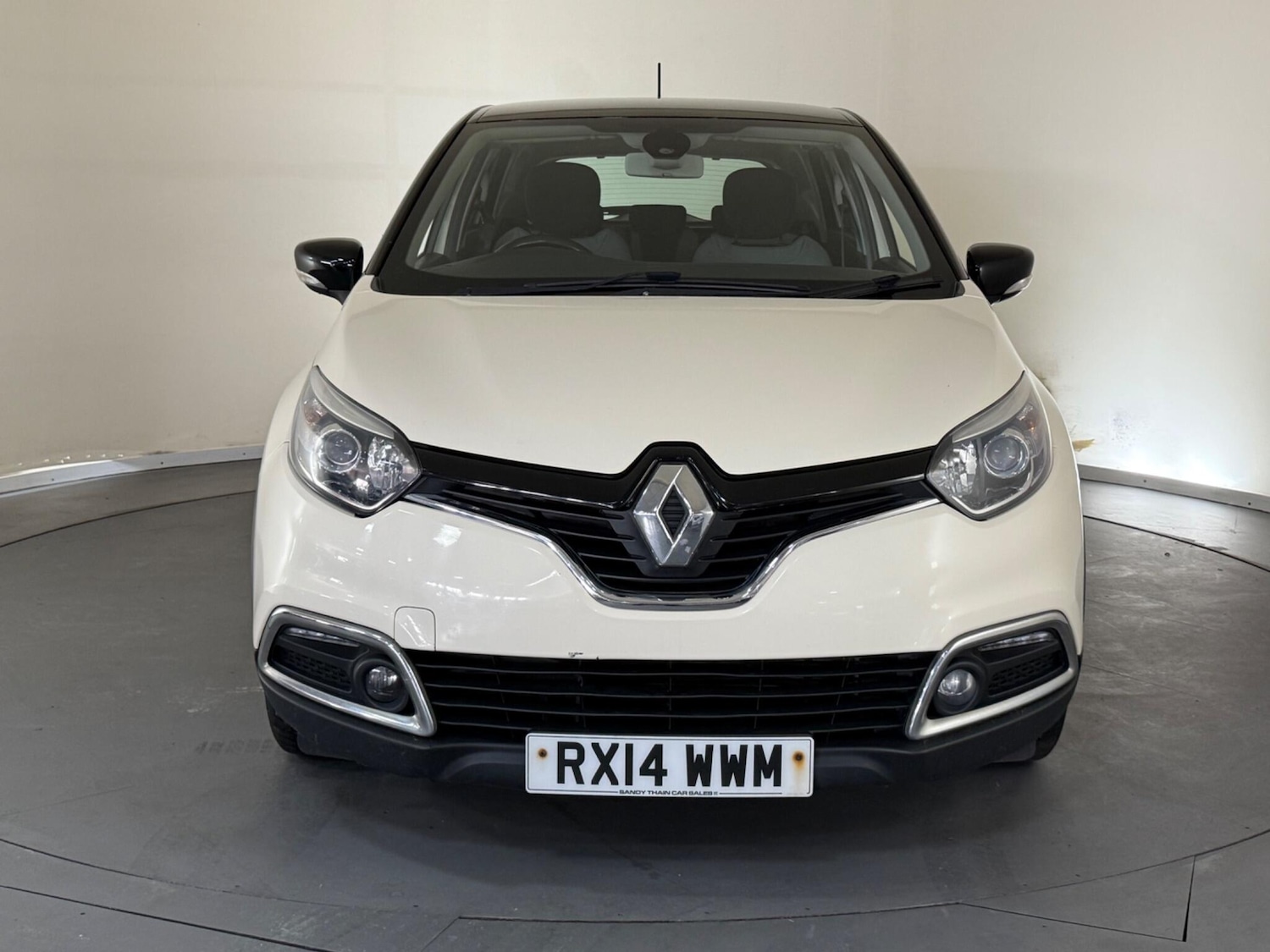 Used Renault Captur 2014 for sale - 76408868: Photo 2