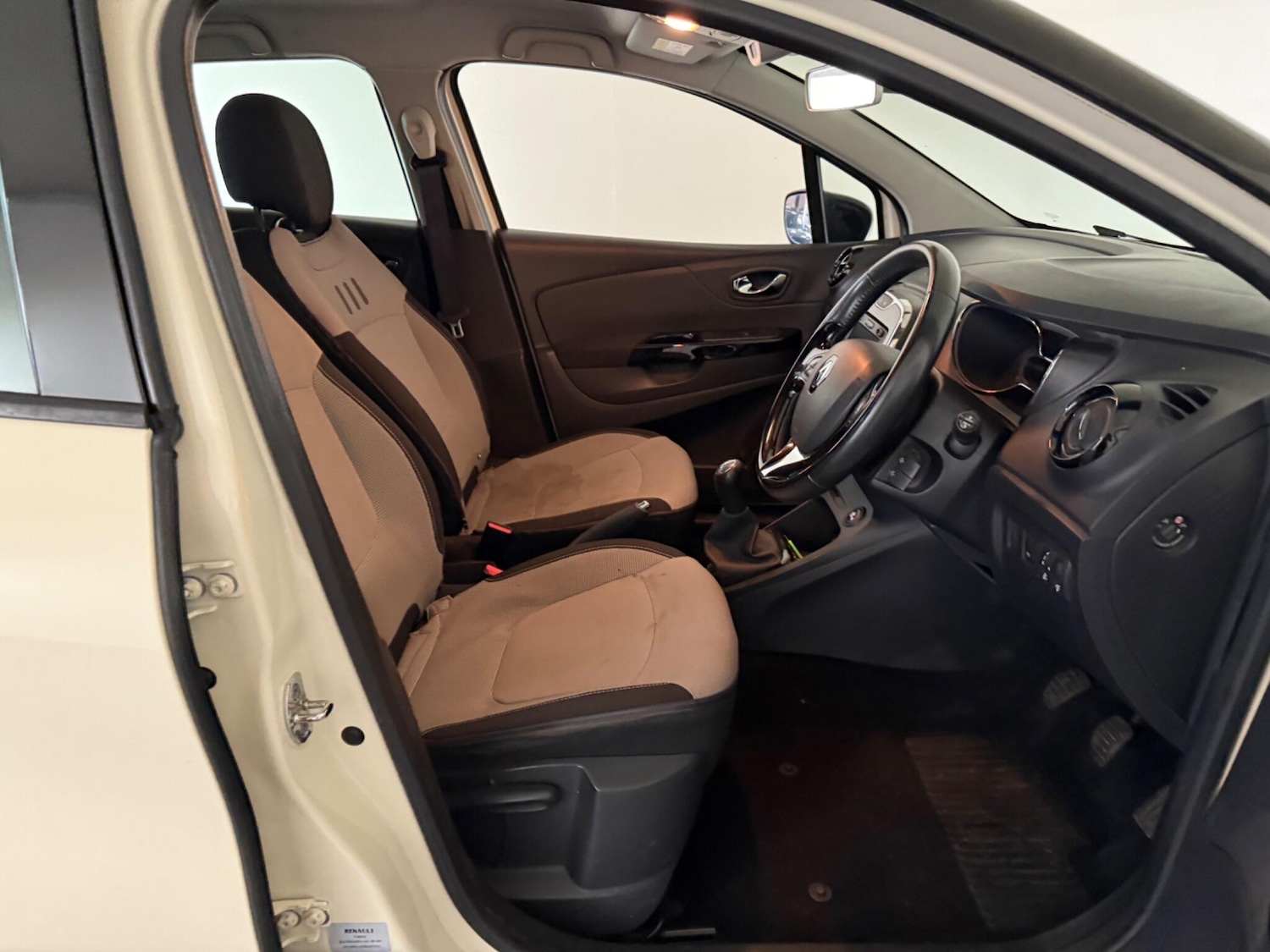 Used Renault Captur 2014 for sale - 76408868: Photo 22