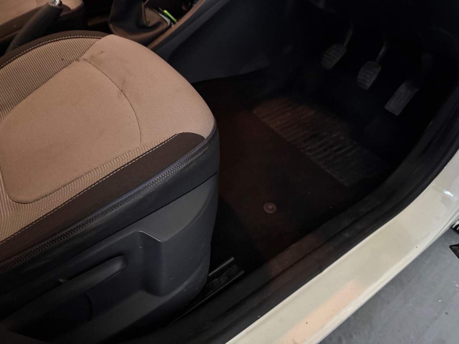 Used Renault Captur 2014 for sale - 76408868: Photo 24