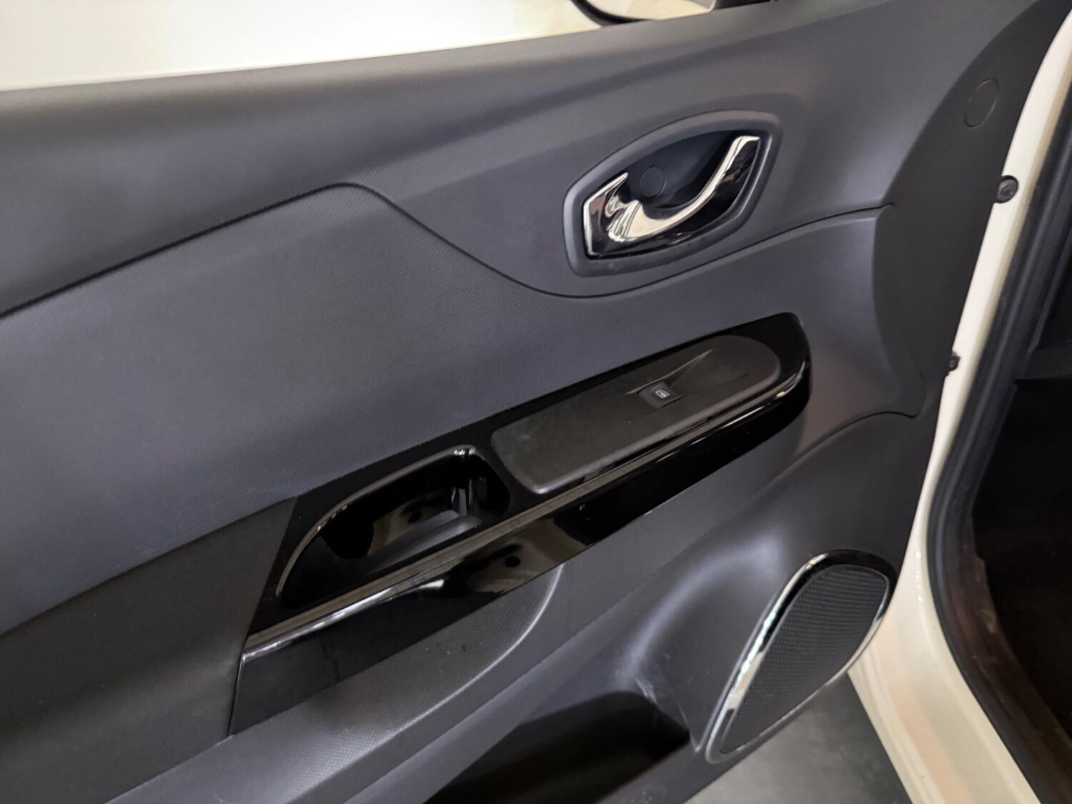 Used Renault Captur 2014 for sale - 76408868: Photo 63