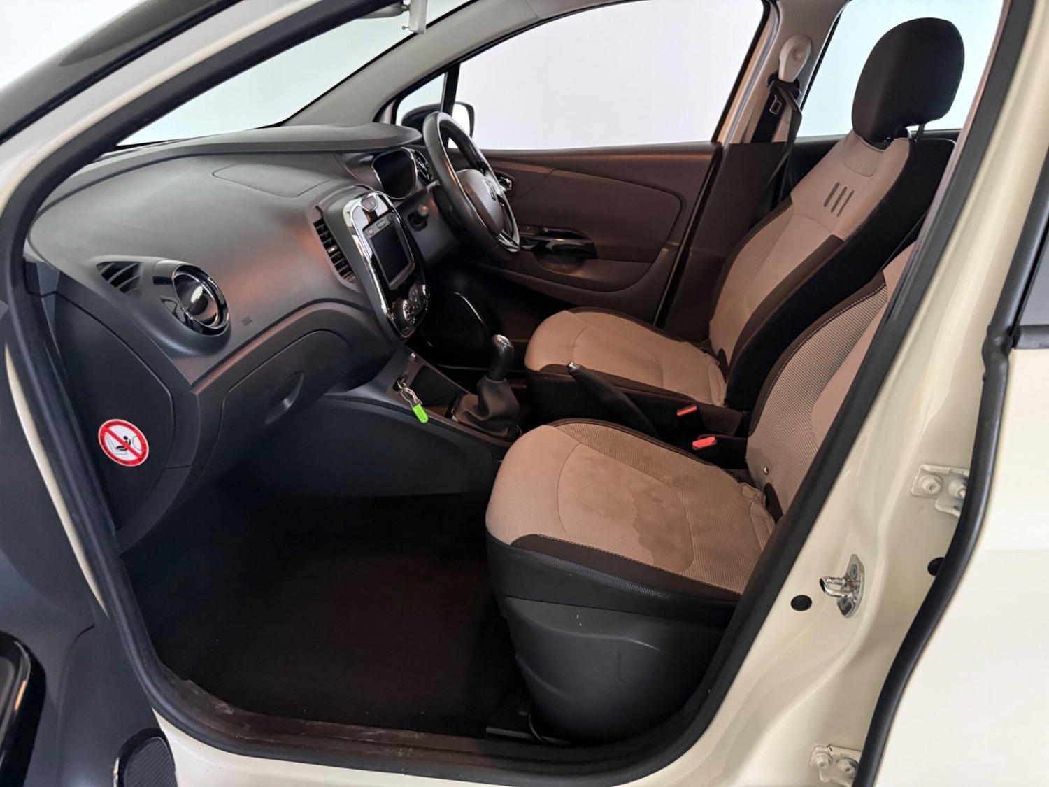 Used Renault Captur 2014 for sale - 76408868: Photo 64