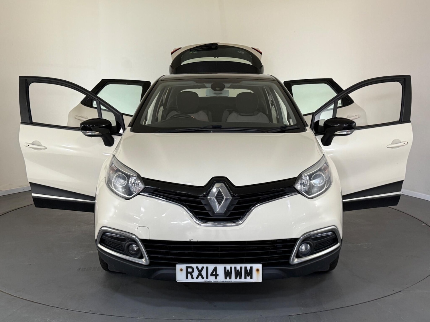 Used Renault Captur 2014 for sale - 76408868: Photo 9