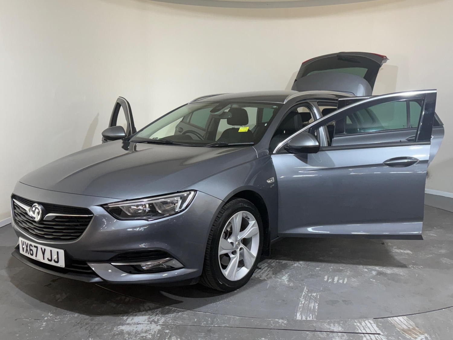 Used Vauxhall Insignia 2017 for sale - 76802323: Photo 10