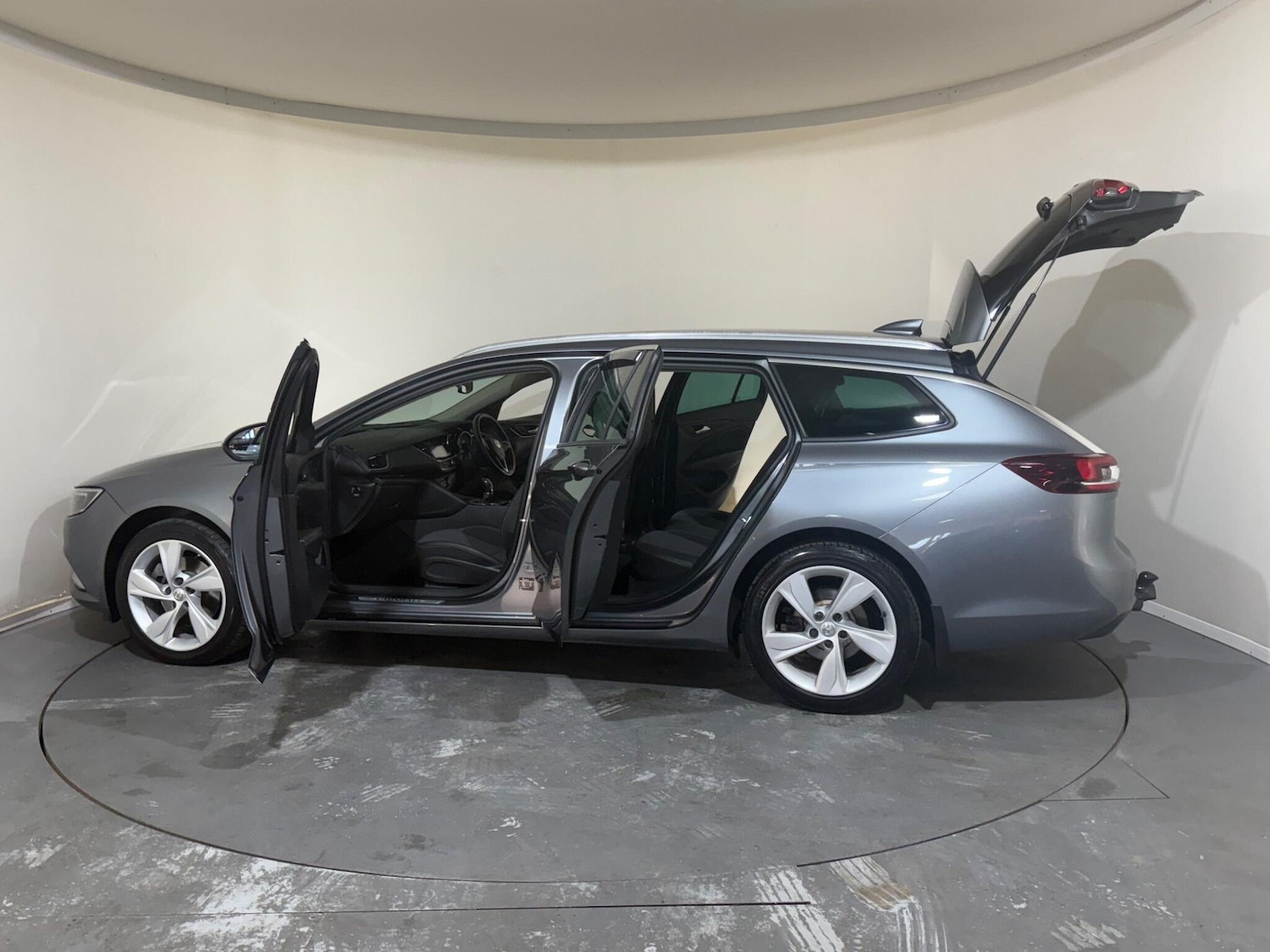 Used Vauxhall Insignia 2017 for sale - 76802323: Photo 11