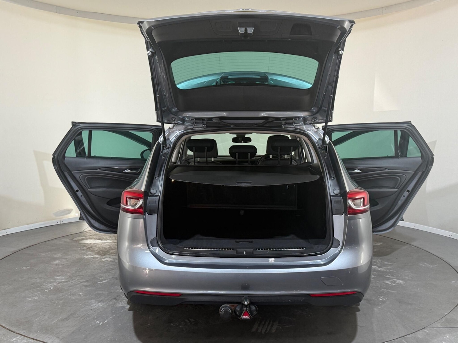 Used Vauxhall Insignia 2017 for sale - 76802323: Photo 12