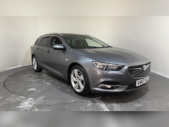 Vauxhall - Insignia