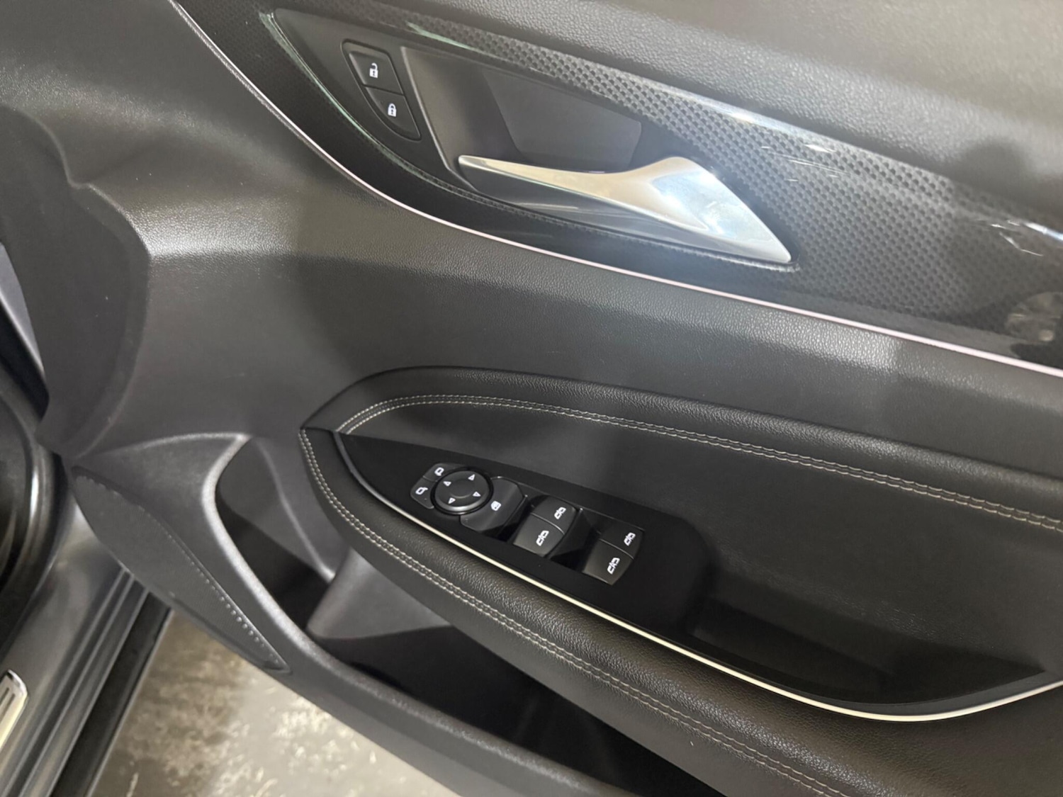 Used Vauxhall Insignia 2017 for sale - 76802323: Photo 21