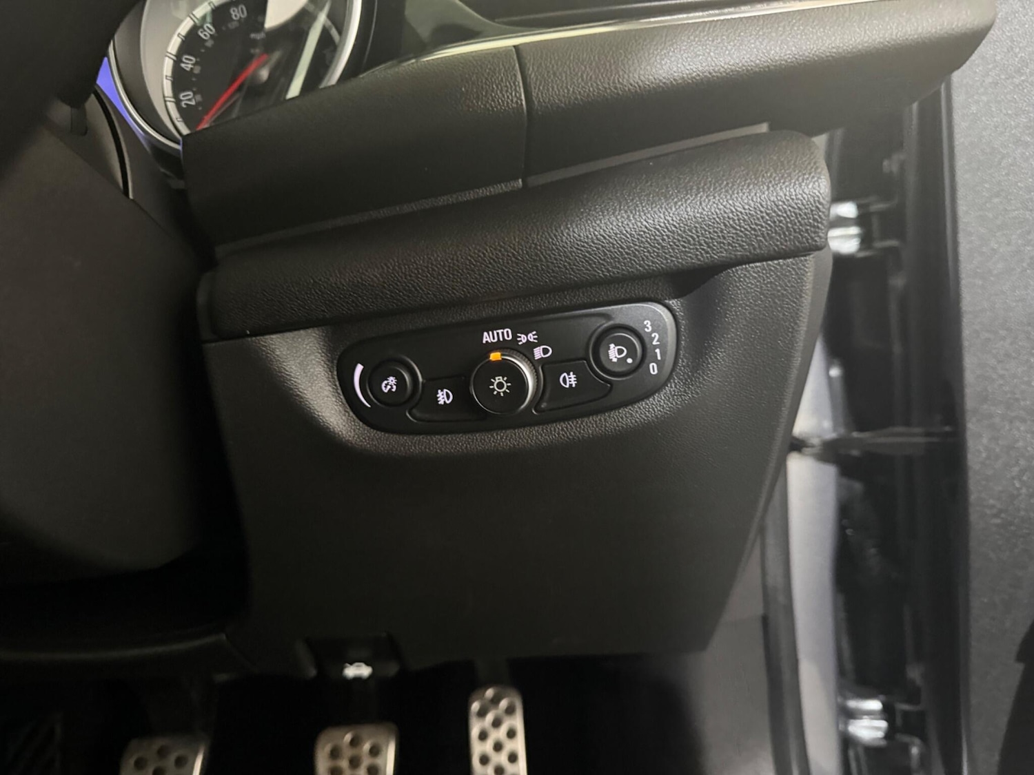 Used Vauxhall Insignia 2017 for sale - 76802323: Photo 25