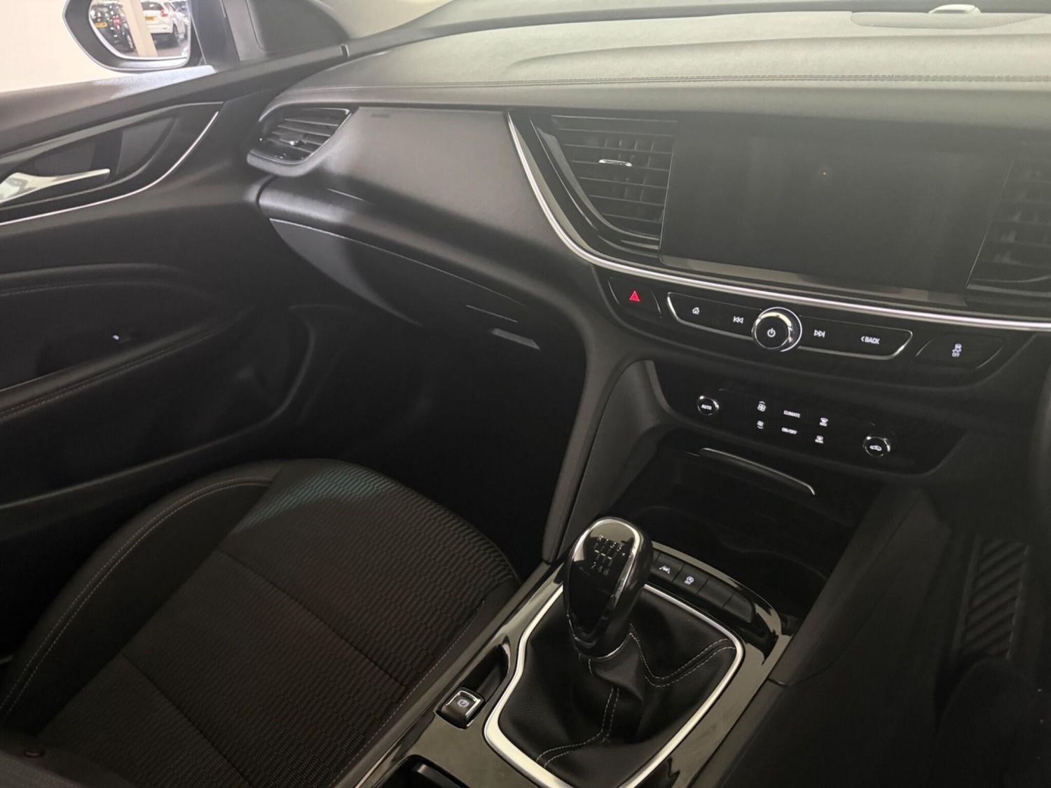 Used Vauxhall Insignia 2017 for sale - 76802323: Photo 32